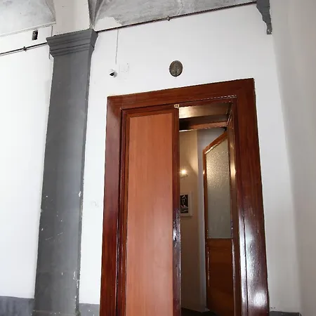 Salvator Rosa 78 3* نابولي