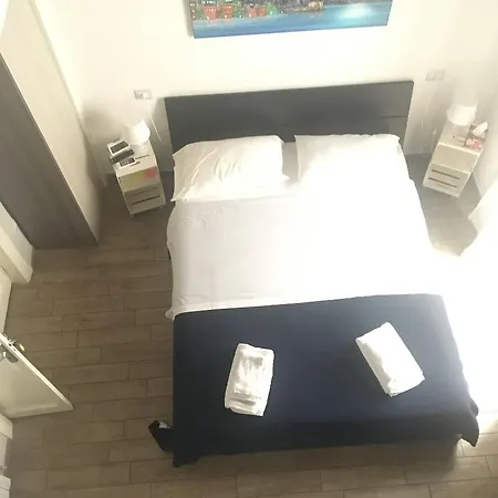 Salvator Rosa 78 نابولي