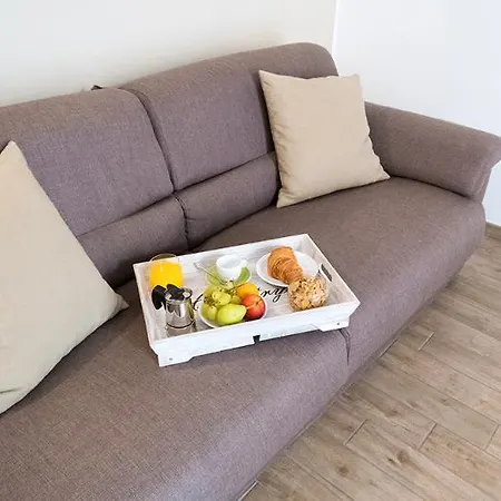 Bed & Breakfast Salvator Rosa 78 3*